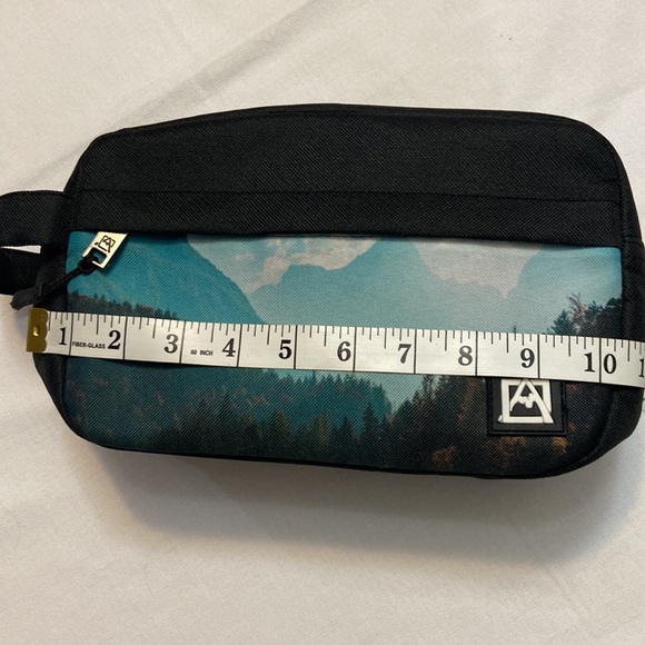 Avalanche Dopp Kit/ Toiletry Travel / Shave Kit Bag With Grab & Go Handle- NWOT - Picture 8 of 11